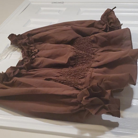 Ruffly Chocolate blouse - Picture 3 of 5